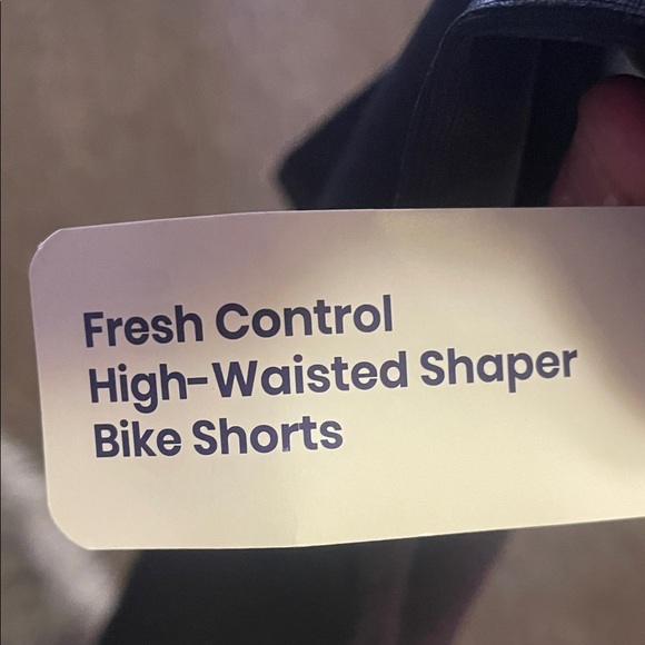 Shapermint Black Women's Bike Shorts - Picture 3 of 5